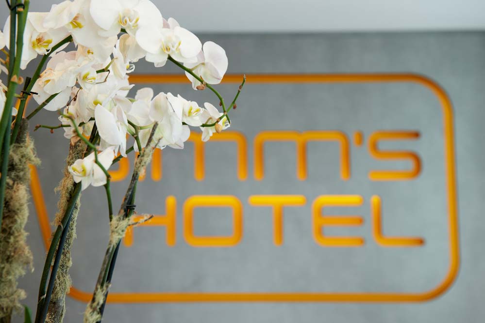 Das Logo des Simm's Hotels